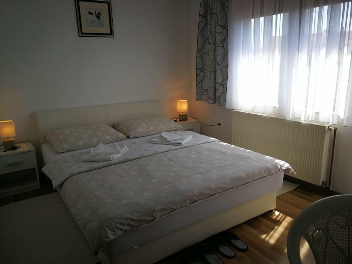 Apartman Marija Brajdic Rakovica Exterior foto