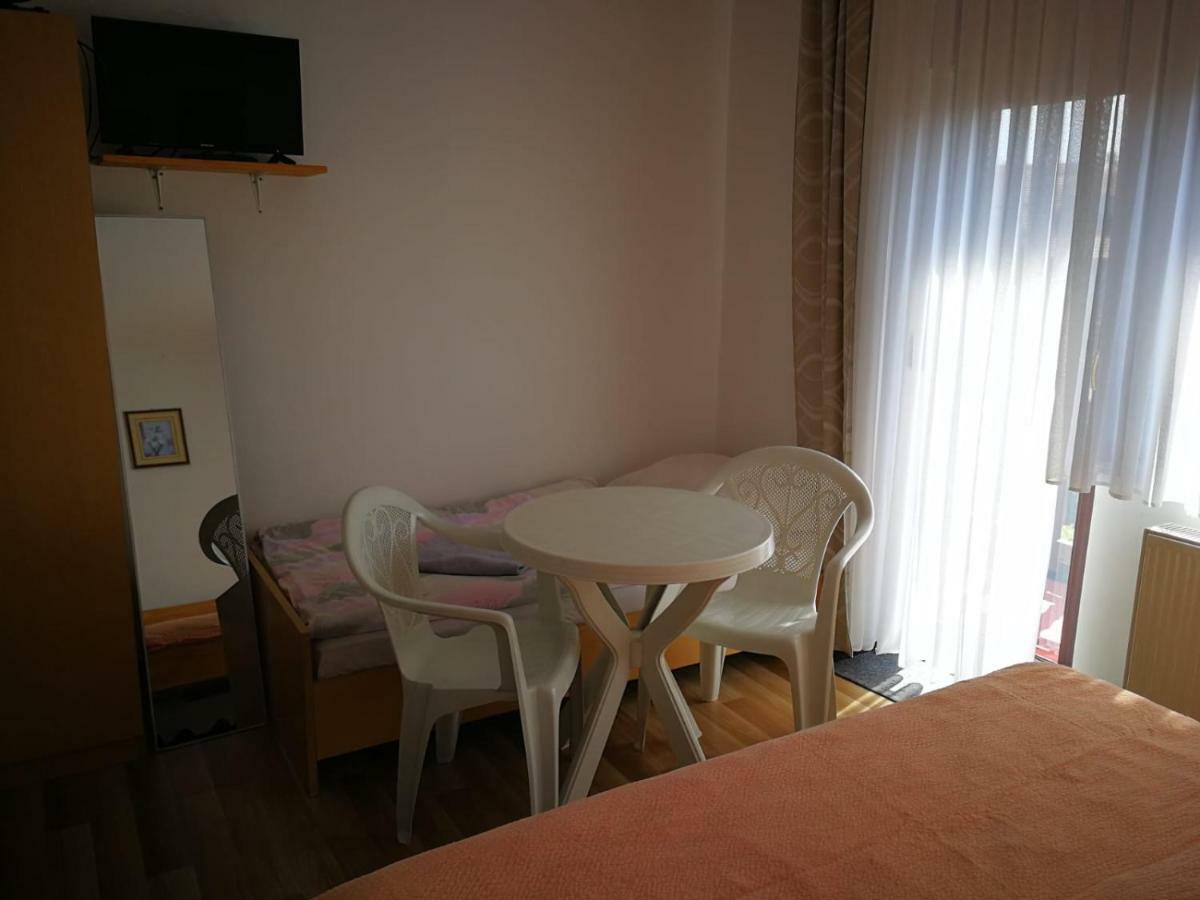 Apartman Marija Brajdic Rakovica Exterior foto