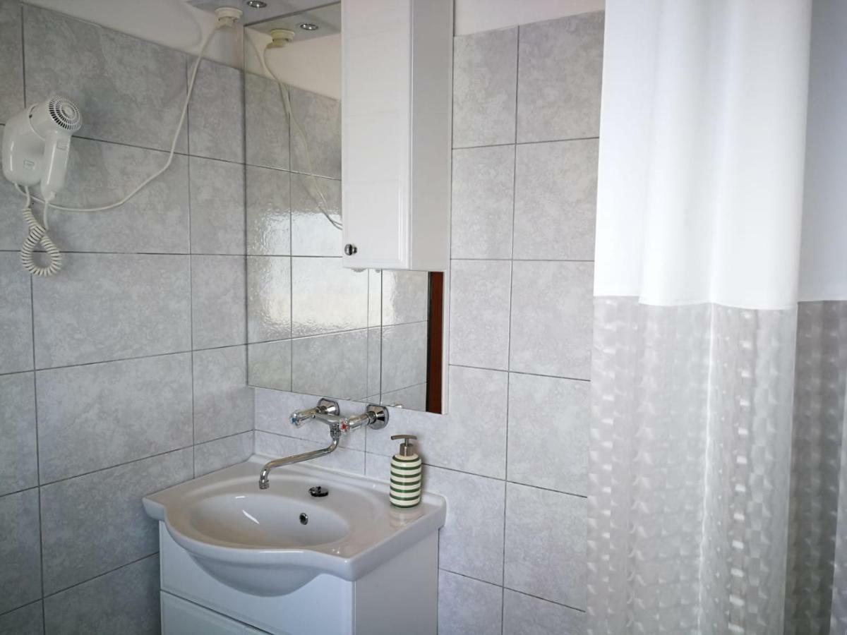 Apartman Marija Brajdic Rakovica Exterior foto